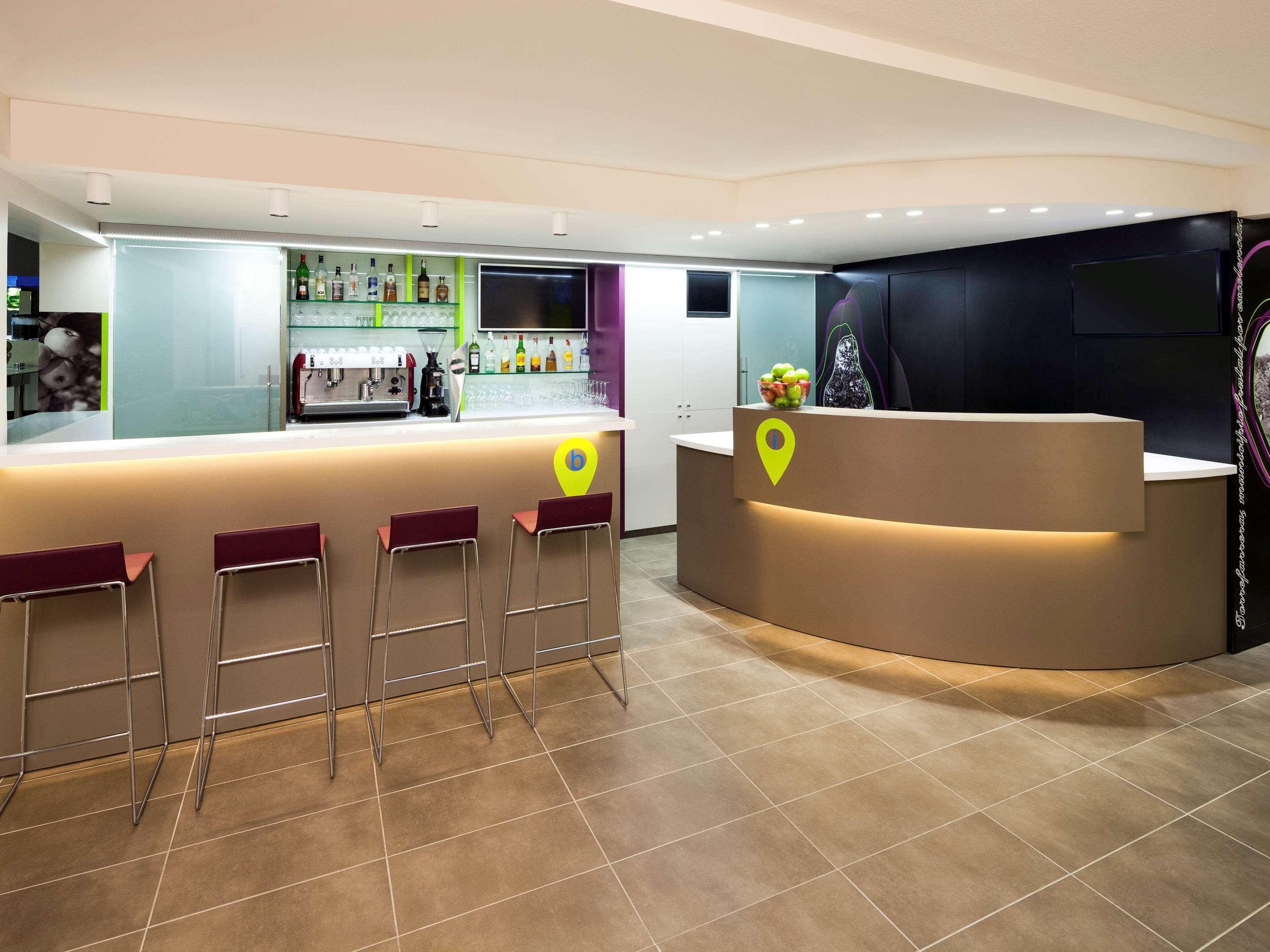 Hotel Ibis Styles Lleida Torrefarrera מראה חיצוני תמונה