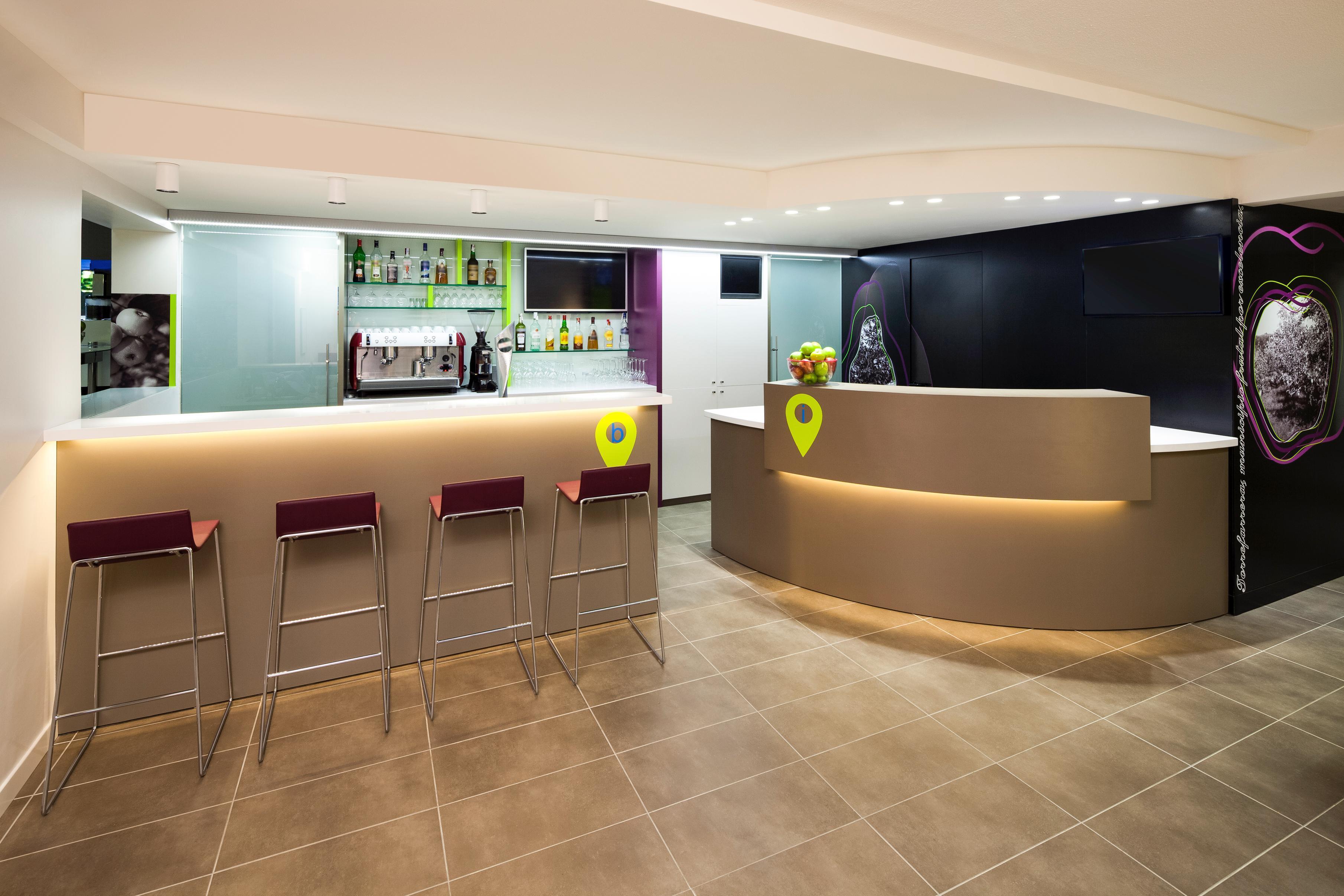 Hotel Ibis Styles Lleida Torrefarrera מראה חיצוני תמונה